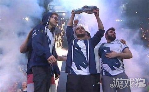 在创意上大 在创意上大