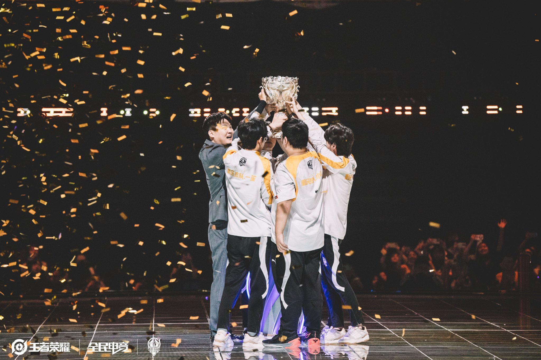 顾一下他的 顾一下他的